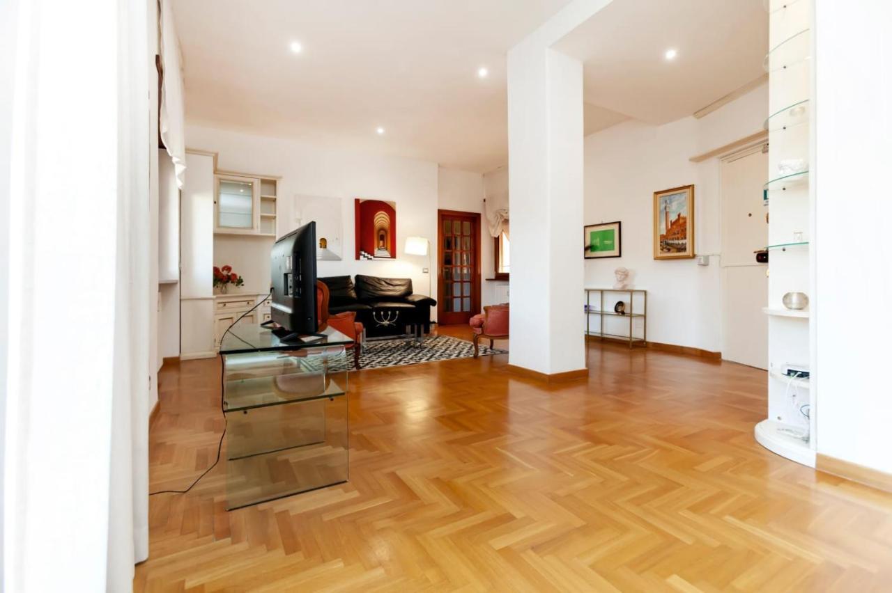 Cavalleggeri House Rome Extérieur photo